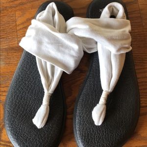 Sanuk sandals